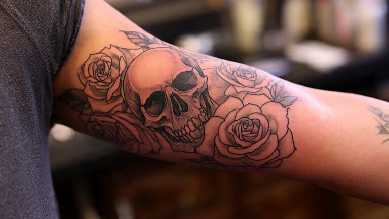 Skull and Roses Half Sleeve